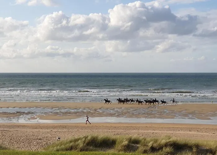 Superbe 3pieces Front De Mer, Sur La Cabourg * Varaville