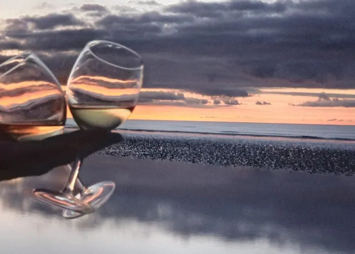 Appartement Superbe 3pieces Front De Mer, Sur La Cabourg