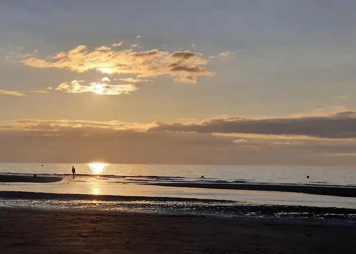 Superbe 3pieces Front De Mer, Sur La Cabourg * Varaville